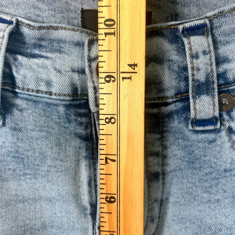 True Religion excellent pre